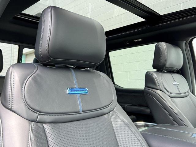 Photo of 2025 Avalanche Ford F-450
