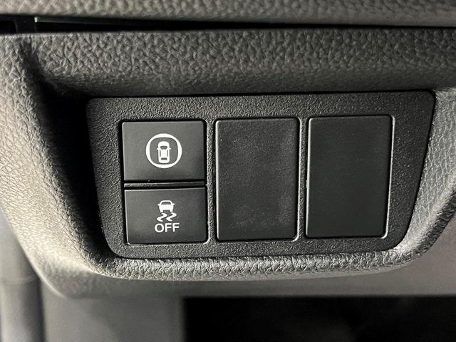 Photo of 2019 Platinum White Pearl Honda Accord