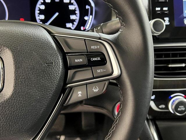 Photo of 2019 Platinum White Pearl Honda Accord