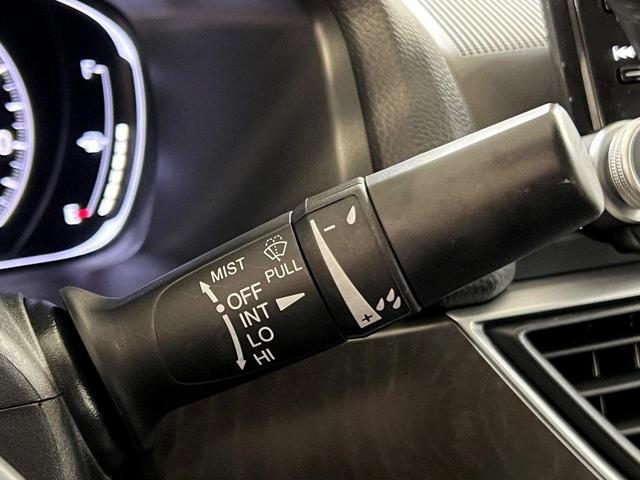 Photo of 2019 Platinum White Pearl Honda Accord