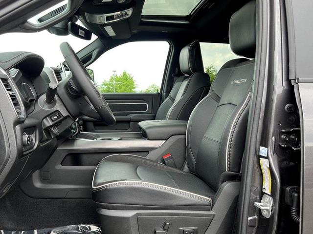 Photo of 2025 Granite Crystal Clearcoat Metallic RAM 3500