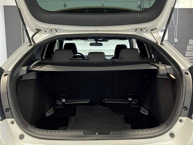Photo of 2020 Platinum White Pearl Honda Civic