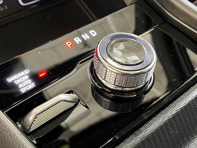 Photo of 2025 Diamond Black Jeep Grand Cherokee L