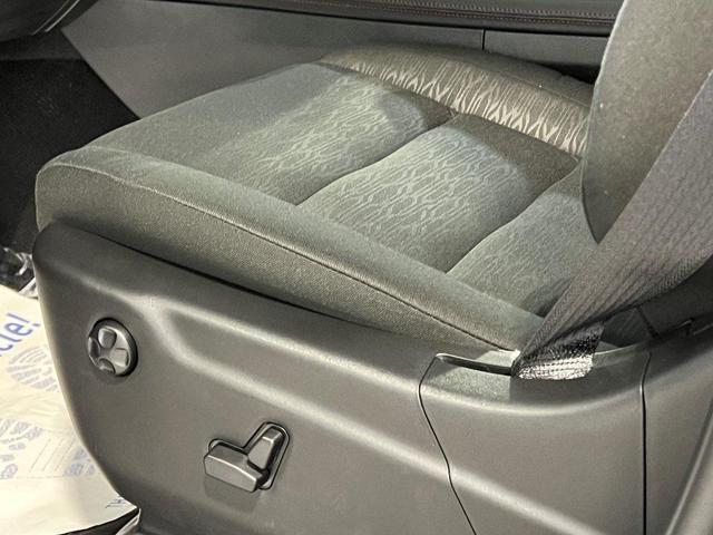 Photo of 2025 DB Black Crystal Clearcoat Dodge Durango