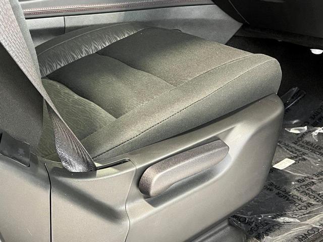 Photo of 2025 DB Black Crystal Clearcoat Dodge Durango