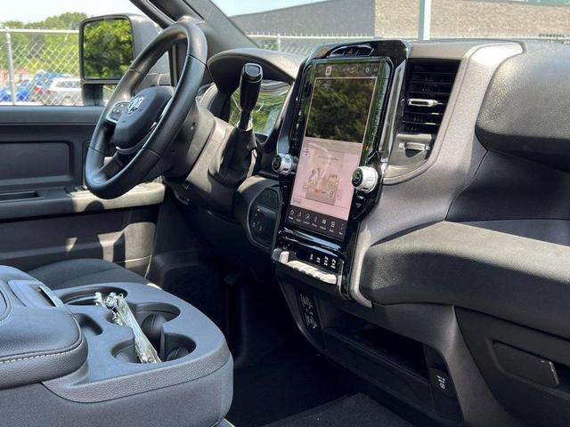 Photo of 2025 Diamond Black RAM 2500