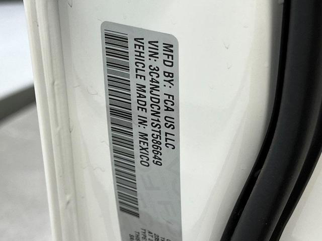 Photo of 2025 Bright White Clearcoat Jeep Compass