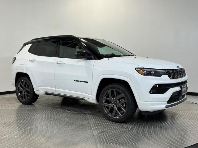 Photo of 2025 Bright White Clearcoat Jeep Compass