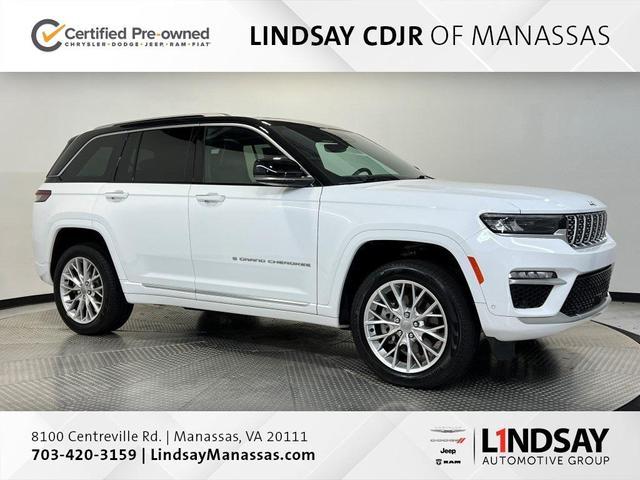 Photo of 2022 Bright White Clearcoat Jeep Grand Cherokee