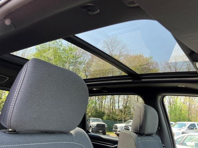 Photo of 2025 Diamond Black RAM 1500