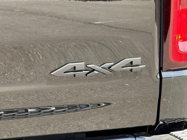 Photo of 2025 Diamond Black RAM 1500