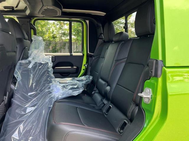 Photo of 2025 Mojito! Clearcoat Jeep Gladiator