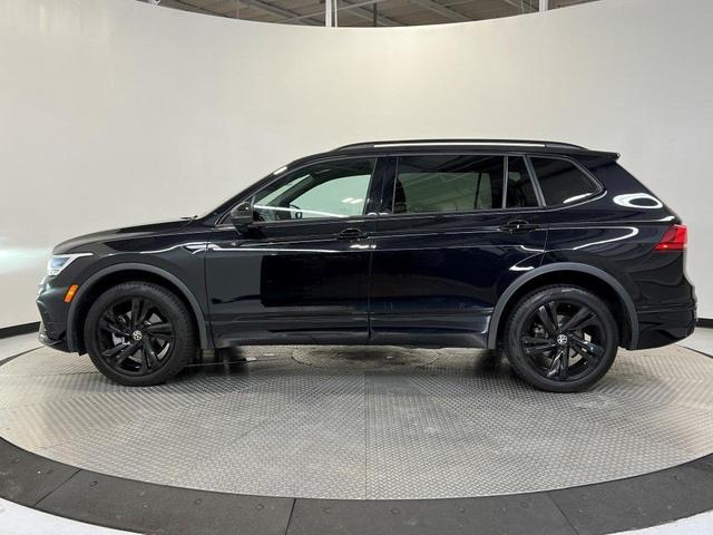 Photo of 2023 Deep Black Pearl Effect Volkswagen Tiguan
