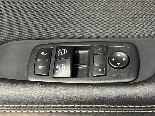 Photo of 2018 Octane Red Pearlcoat Dodge Challenger