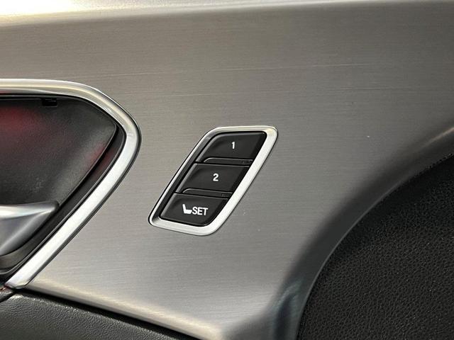 Photo of 2021 Apex Blue Pearl Acura RDX