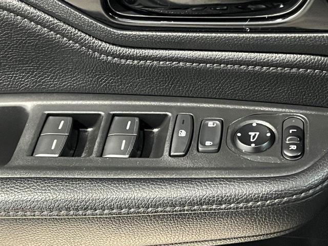 Photo of 2023 Modern Steel Metallic Honda Odyssey