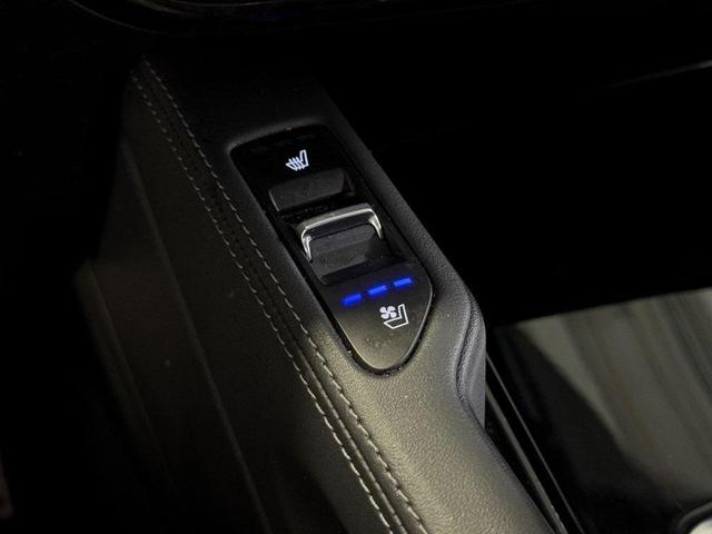 Photo of 2024 Ebony Black Kia Telluride