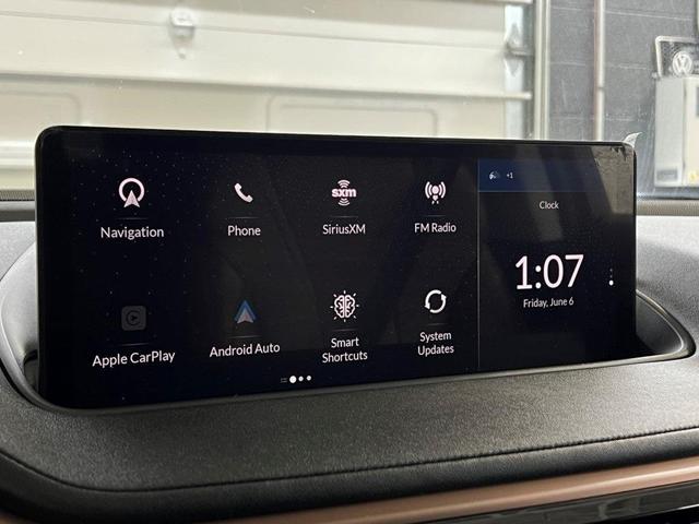 Photo of 2024 Majestic Black Pearl Acura MDX