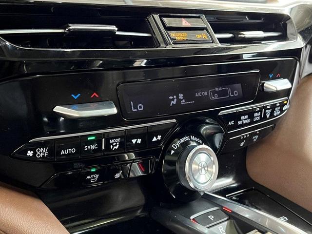 Photo of 2024 Majestic Black Pearl Acura MDX