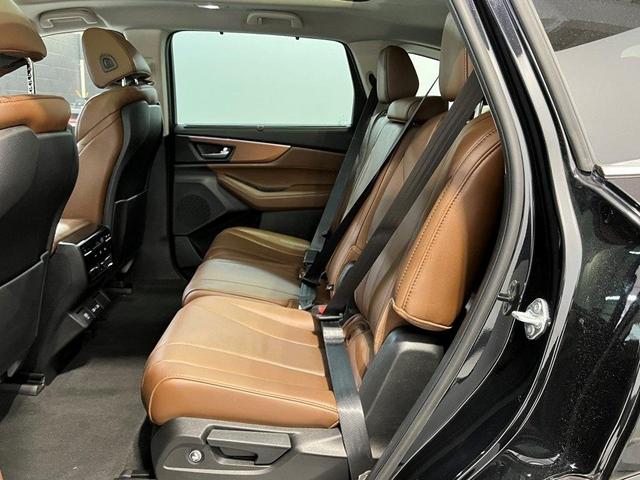 Photo of 2024 Majestic Black Pearl Acura MDX