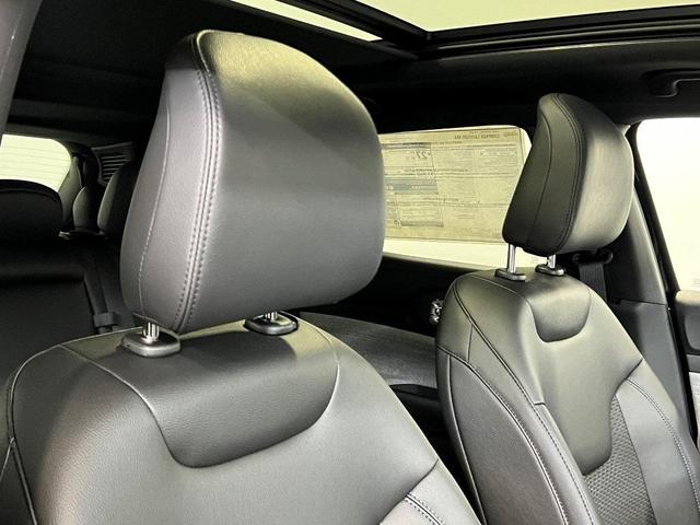 Photo of 2025 Diamond Black Jeep Compass