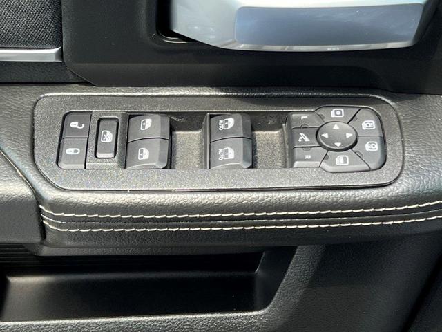Photo of 2025 Diamond Black RAM 2500