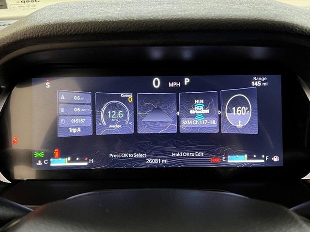 Photo of 2022 Diamond Black Jeep Grand Cherokee L