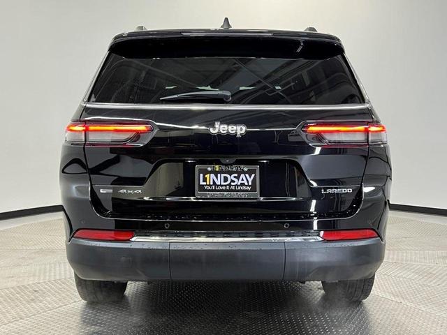 Photo of 2022 Diamond Black Jeep Grand Cherokee L