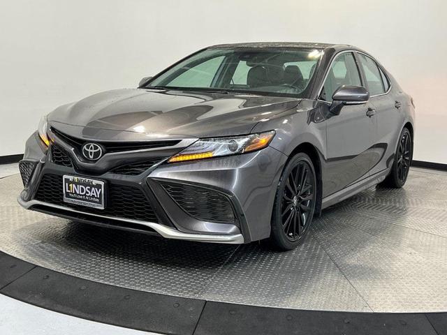 Photo of 2023 Predawn Gray Mica Toyota Camry