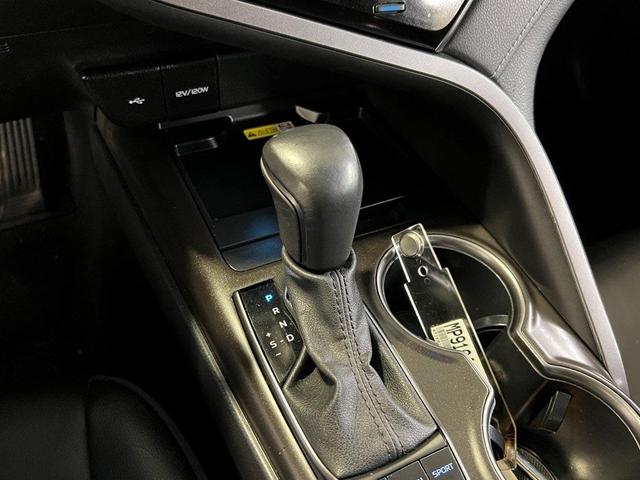 Photo of 2023 Predawn Gray Mica Toyota Camry