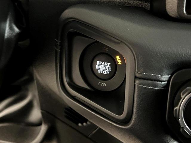 Photo of 2024 Black Clearcoat Jeep Wrangler