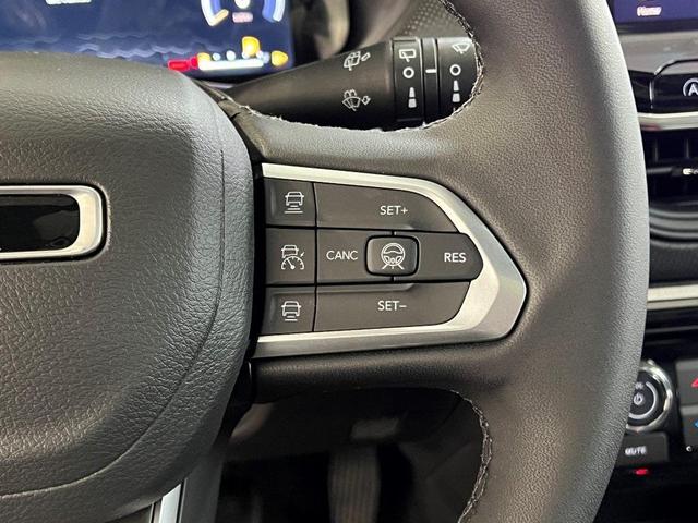 Photo of 2025 Silver Zynith Jeep Compass