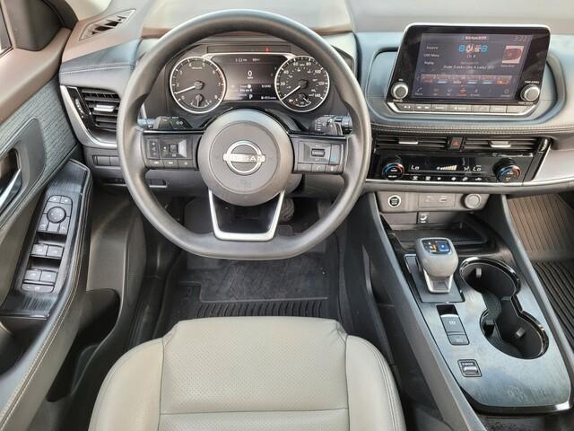 Photo of 2022 Black Nissan Rogue