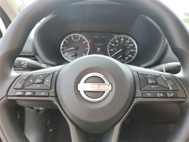 Photo of 2025 Black Nissan Sentra