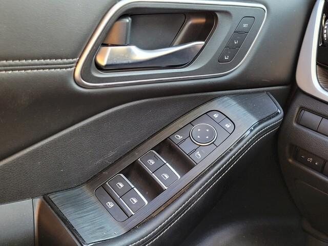 Photo of 2024 Boulder Gray Metallic Nissan Rogue