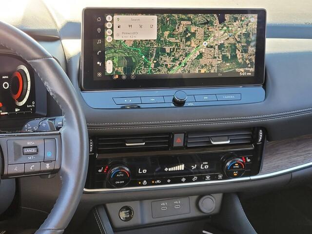 Photo of 2024 Boulder Gray Metallic Nissan Rogue