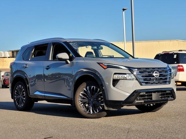 Photo of 2024 Boulder Gray Metallic Nissan Rogue
