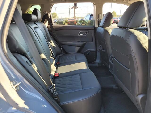 Photo of 2024 Boulder Gray Metallic Nissan Rogue
