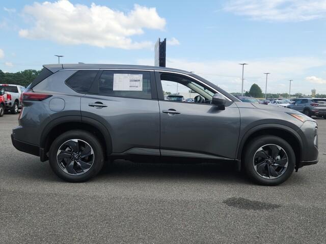 Photo of 2025 Gun Metallic Nissan Rogue