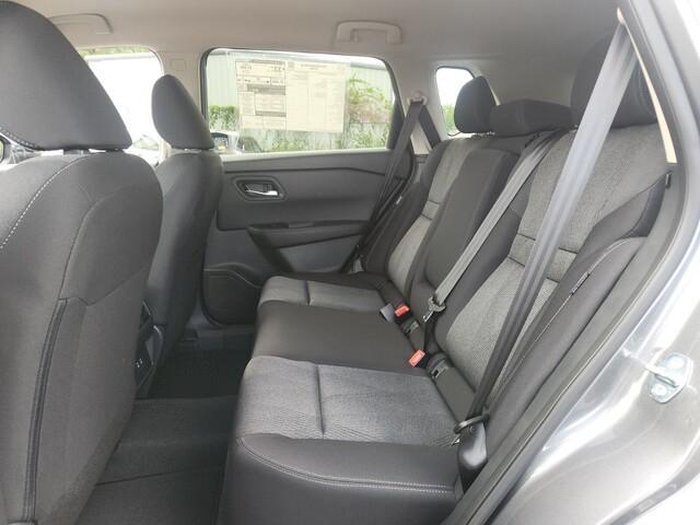 Photo of 2025 Gun Metallic Nissan Rogue