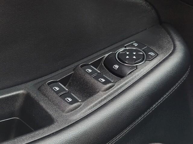Photo of 2024 Silver Metallic Ford Edge