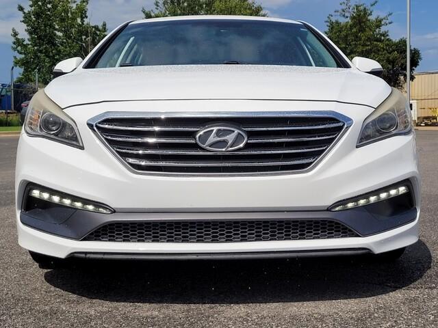 Photo of 2016 Quartz White Pearl Hyundai SONATA
