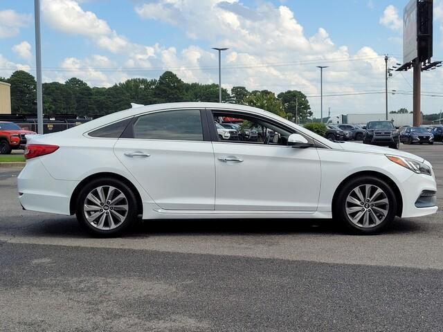 Photo of 2016 Quartz White Pearl Hyundai SONATA