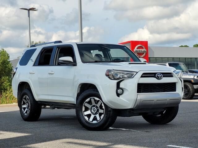 Photo of 2020 Super White Toyota 4Runner