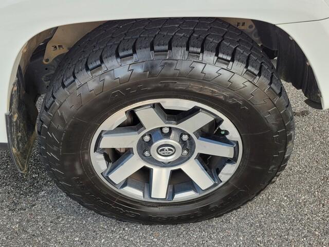 Photo of 2020 Super White Toyota 4Runner
