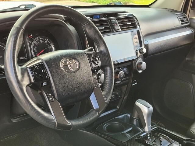 Photo of 2020 Super White Toyota 4Runner