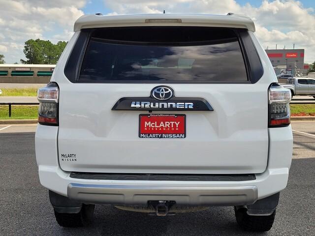 Photo of 2020 Super White Toyota 4Runner