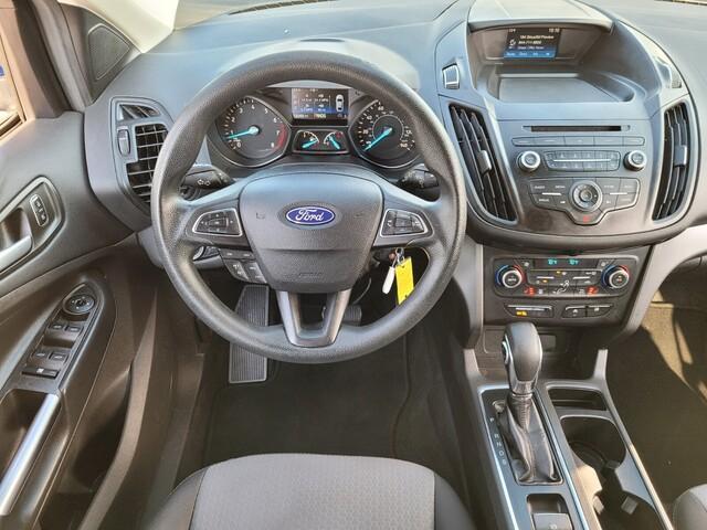 Photo of 2018 Lightning Blue Metallic Ford Escape