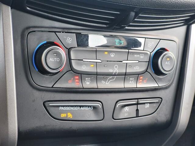 Photo of 2018 Lightning Blue Metallic Ford Escape