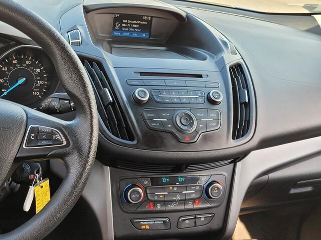 Photo of 2018 Lightning Blue Metallic Ford Escape